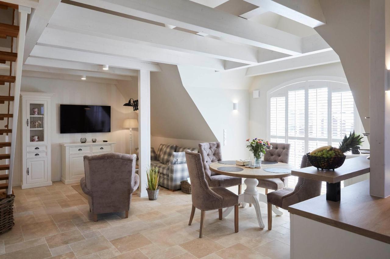Reethus "De Tweeling" Haushaelfte Villa Busum Exterior photo