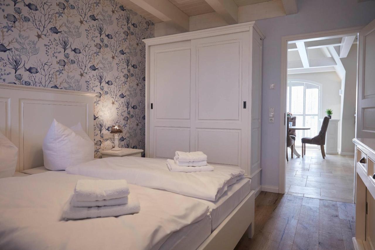 Reethus "De Tweeling" Haushaelfte Villa Busum Exterior photo